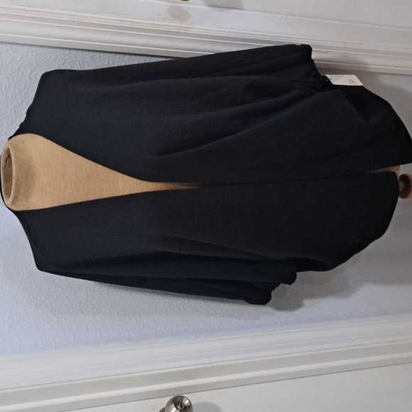 Cut The Frills Shawl Open Cardigan - Picture 2 of 7